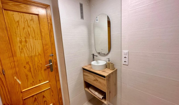 Reventa - Apartment -
Torrevieja - Centro