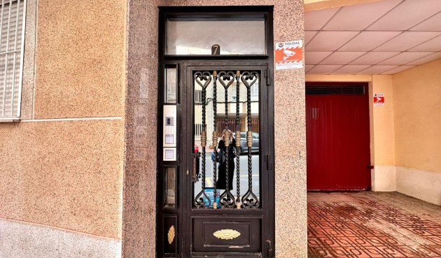 Reventa - Apartment -
Torrevieja - Centro