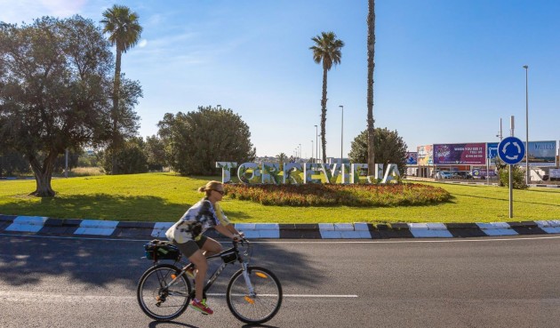 Brukt - Bungalow -
Torrevieja - La Siesta - El Salado - Torreta