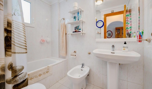 Brukt - Apartment -
Torrevieja - Acequion