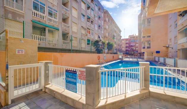 Brukt - Apartment -
Torrevieja - Acequion