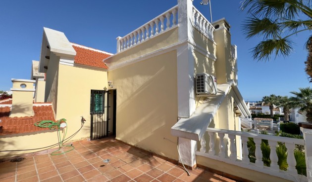 Brukt - Villa -
Orihuela Costa - Costa Blanca