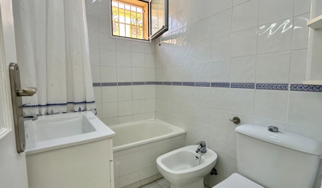 Brukt - Apartment -
Orihuela Costa - Costa Blanca