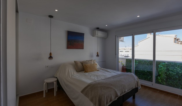 Brukt - Town House -
Torrevieja - Costa Blanca