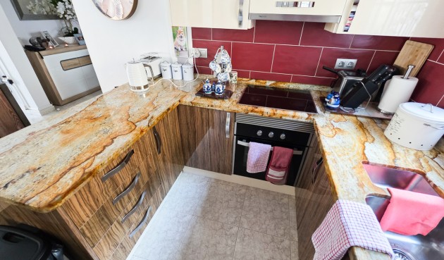 Brukt - Villa -
Villamartin - Costa Blanca