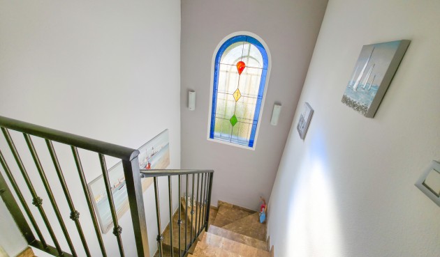 Brukt - Villa -
Villamartin - Costa Blanca