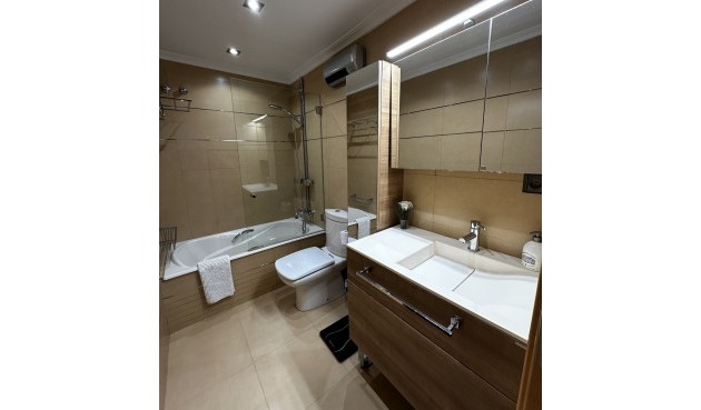 Återförsäljning - Apartment -
Guardamar del Segura - Costa Blanca