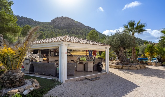 Brukt - Villa -
La Zarza - Inland