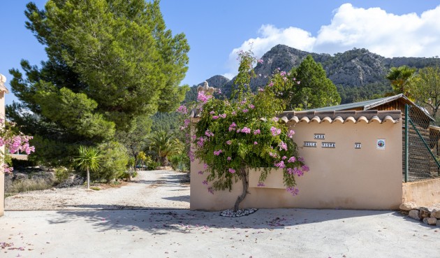 Brukt - Villa -
La Zarza - Inland