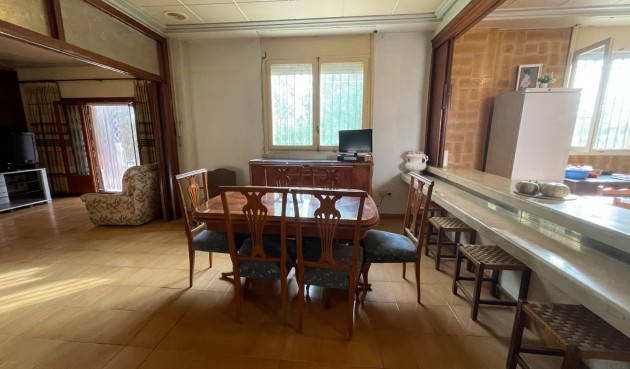 Brukt - Villa -
Elche - Costa Blanca