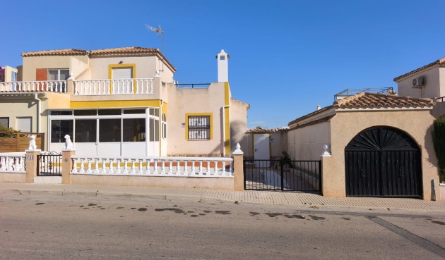 Brukt - Bungalow -
Orihuela Costa - Costa Blanca