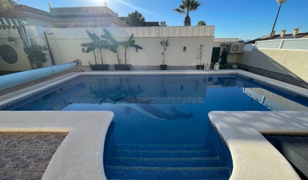 Brukt - Villa -
Benijofar - Costa Blanca