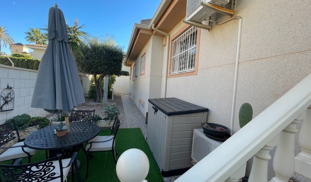 Brukt - Villa -
Benijofar - Costa Blanca