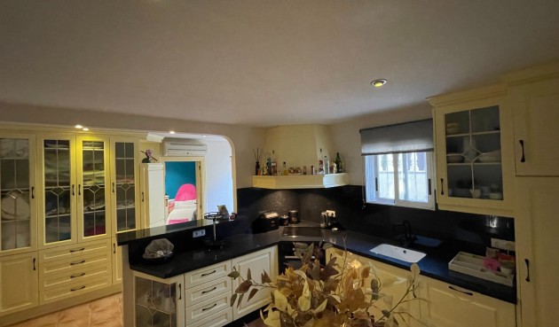 Brukt - Villa -
Benijofar - Costa Blanca