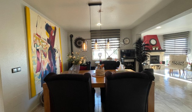 Brukt - Villa -
Benijofar - Costa Blanca