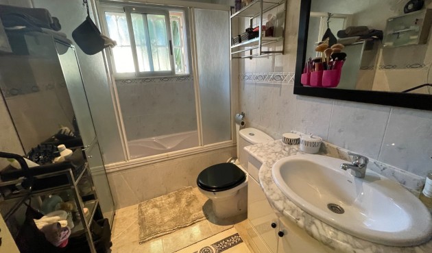 Brukt - Villa -
Benijofar - Costa Blanca