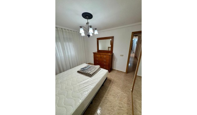 Brukt - Apartment -
Torrevieja - Centro