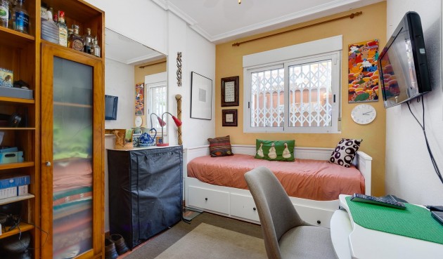 Brukt - Villa -
Orihuela Costa - Costa Blanca