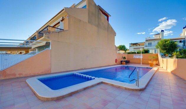 Brukt - Villa -
Orihuela Costa - Costa Blanca