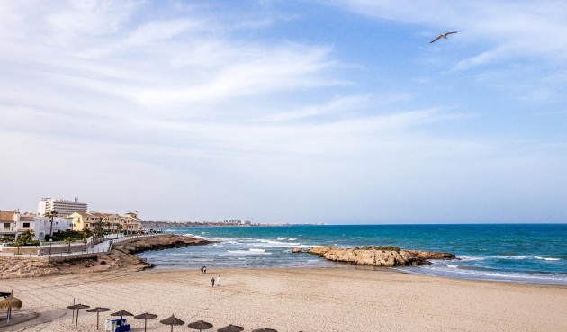 Brukt - Villa -
Orihuela Costa - Costa Blanca