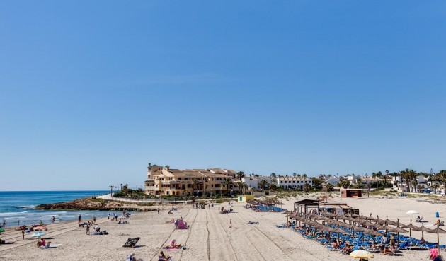 Brukt - Villa -
Orihuela Costa - Costa Blanca