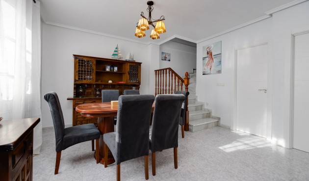 Brukt - Villa -
Torrevieja - Costa Blanca