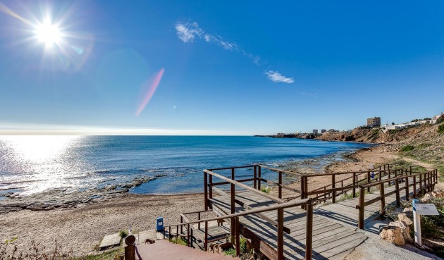 Brukt - Villa -
Torrevieja - Costa Blanca