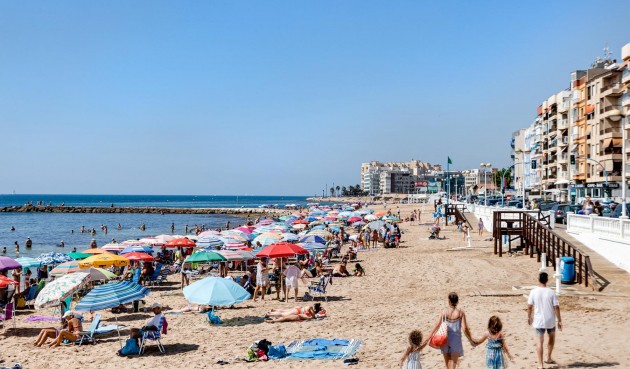 Brukt - Villa -
Torrevieja - Costa Blanca