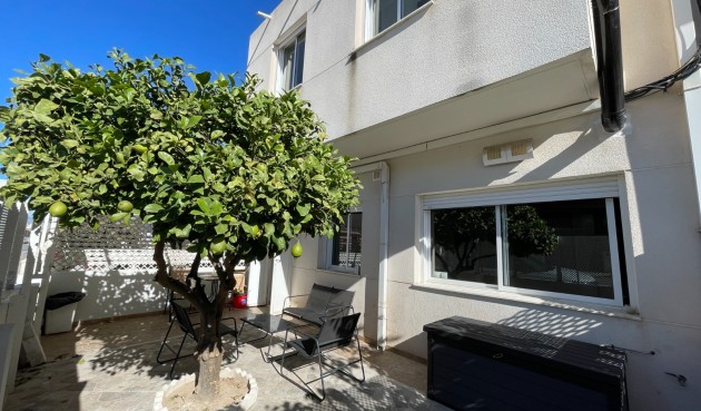 Brukt - Town House -
Algorfa - Inland