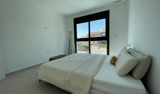 Brukt - Villa -
Formentera del Segura - Costa Blanca