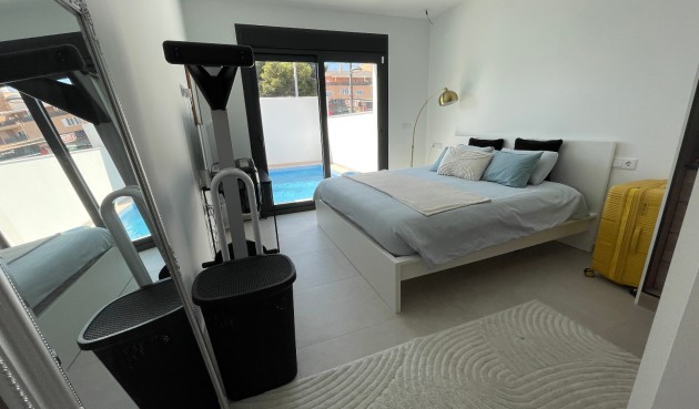 Brukt - Villa -
Formentera del Segura - Costa Blanca