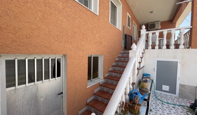 Brukt - Villa -
Benijofar - Costa Blanca