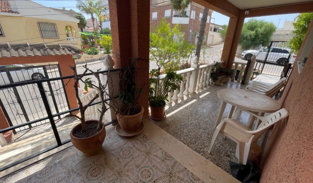 Brukt - Villa -
Benijofar - Costa Blanca