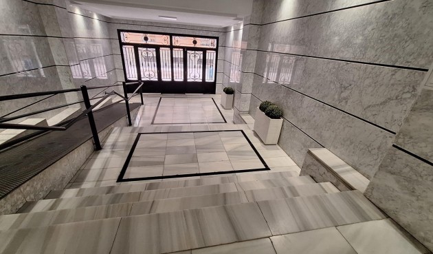 Brukt - Apartment -
Torrevieja - Acequion