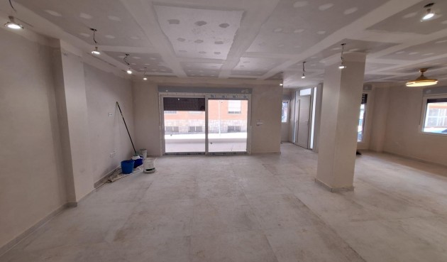 Brukt - Apartment -
Torrevieja - Acequion