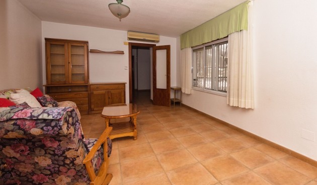 Brukt - Villa -
Benijofar - Costa Blanca