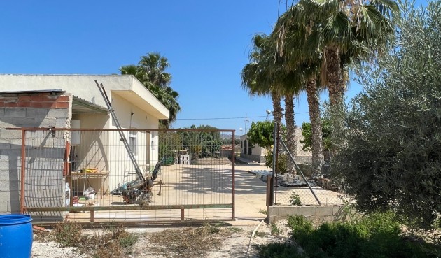 Reventa - Villa -
Crevillent - Inland