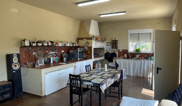 Reventa - Villa -
Crevillent - Inland
