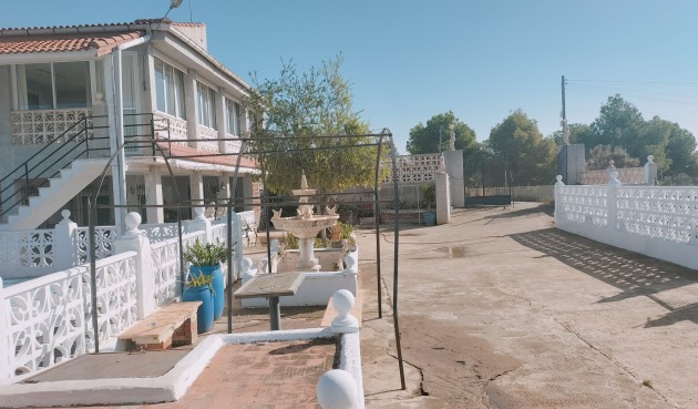 Brukt - Villa -
Crevillent - Inland