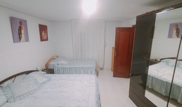 Brukt - Villa -
Crevillent - Inland