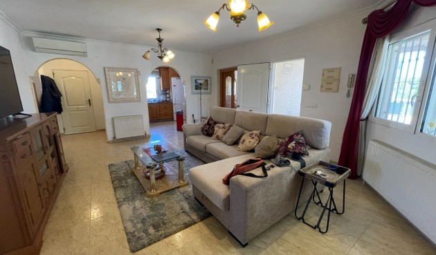 Resale - Villa -
Catral - Costa Blanca