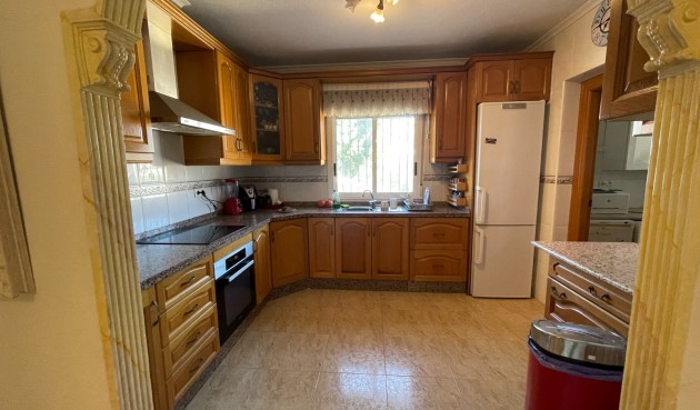 Resale - Villa -
Catral - Costa Blanca