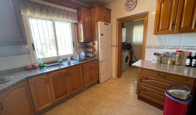 Resale - Villa -
Catral - Costa Blanca