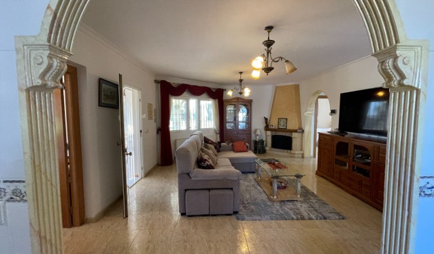 Resale - Villa -
Catral - Costa Blanca