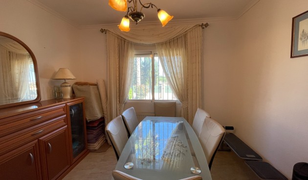 Resale - Villa -
Catral - Costa Blanca