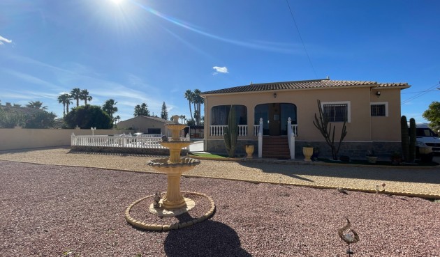 Resale - Villa -
Catral - Costa Blanca