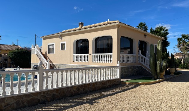 Resale - Villa -
Catral - Costa Blanca