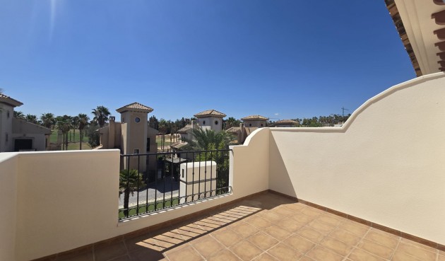 Brukt - Tosidig -
Algorfa - Inland