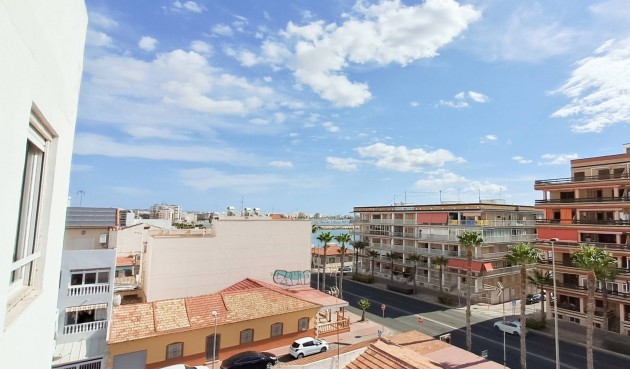 Brukt - Toppleilighet -
Torrevieja - Playa De Los Naufragos