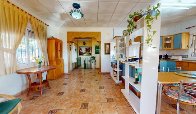 Brukt - Villa -
Crevillent - Inland